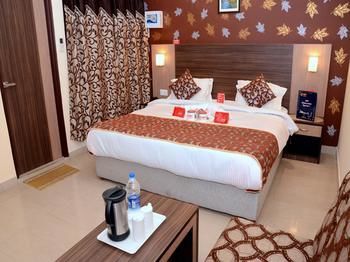 Oyo Gautam Buddha Marg Hotel Lucknow