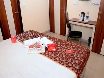 Hotel Oyo Gautam Buddha Marg Lucknow